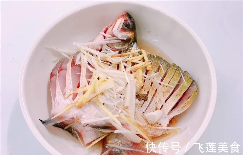 老姜|鱼肉最好吃的做法，不加一滴水，6分钟就出锅，全家都抢着吃