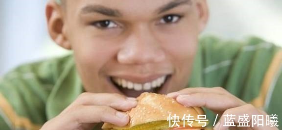 健康|放屁多是在排毒吗可能是3个“问题”发出的信号,早知道早好!