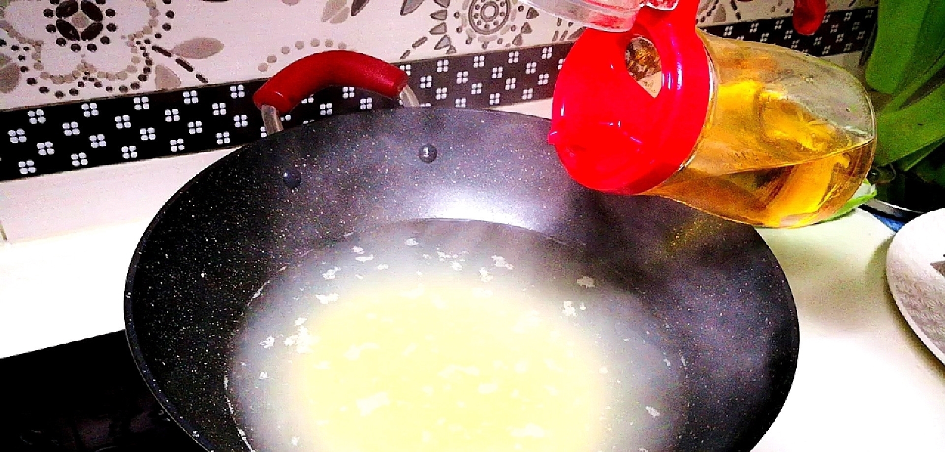 浓稠|熬小米粥时,直接下锅是不对的掌握3点,米粥浓稠米油多