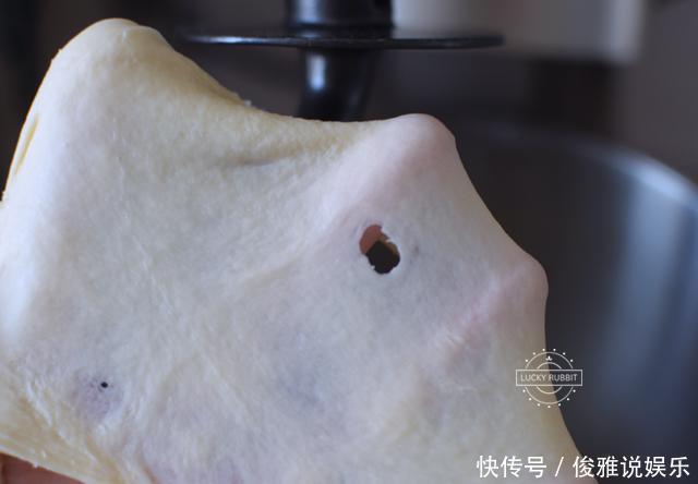 面包|面包第一次烤这么好,原来是多放了这东西,配方赶紧分享出来