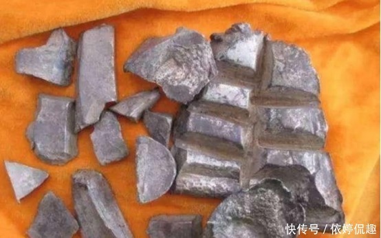 小二|古代大侠吃完饭,直接将碎银子丢桌子上就走,为何小二也从来不数