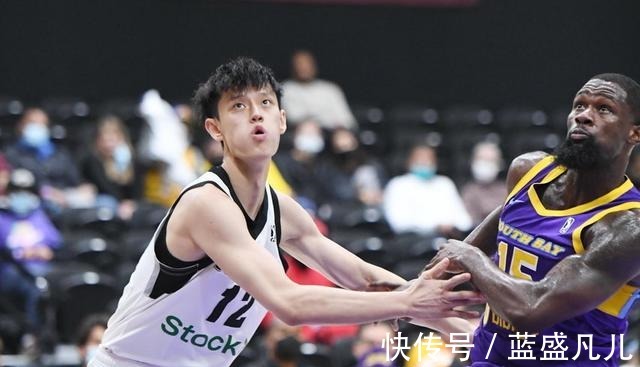 曾凡博|力压周鹏+张镇麟!曾凡博或锁定男篮3号位,中国队崛起有戏!
