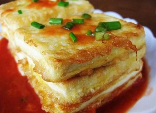 精选美食推荐：海鲜菇鸡蛋炒虾仁，锅塌豆腐，野蒜炒五花肉的做法