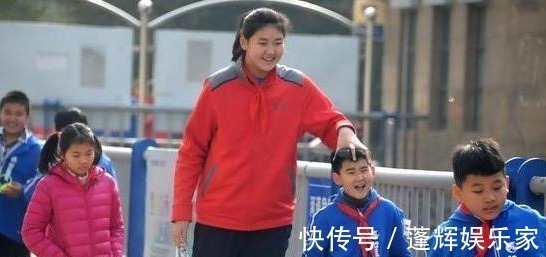 中国篮坛|到底能长多高篮坛新星身高已与NBA第一巨人持平,姚明该乐了