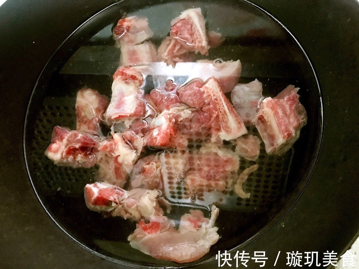 红烧排骨|家常版红烧排骨，做法简单，鲜香入味，好吃到舔手指