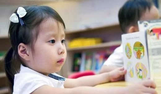 姑姑|“小姨鼻子是假的,姑姑化妆品有毒”孩子作文字数不多,伤害极强