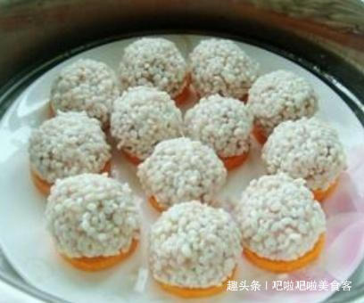 糯米加4个鸡蛋一蒸，没想到非常好吃，咸香软糯，孩子特爱吃