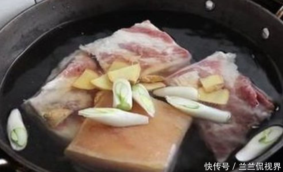 难怪饭店里的扣肉那么好吃,原来诀窍在这里,软糯喷香,肥而不腻