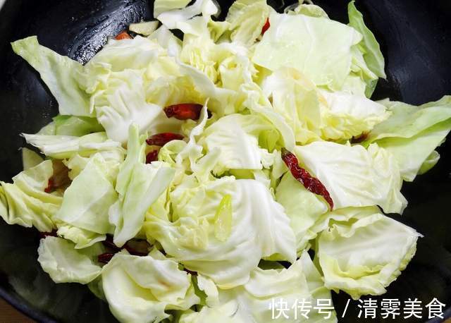 炒土豆丝|手撕包菜，先焯水还是先浸泡都不对，掌握3点，包菜又香又脆