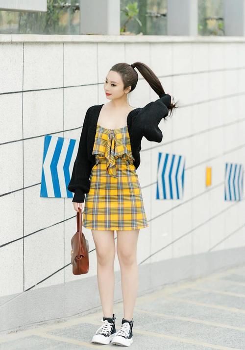 今春必穿这4条裙子 ！又美又撩，洋气哭了 ！