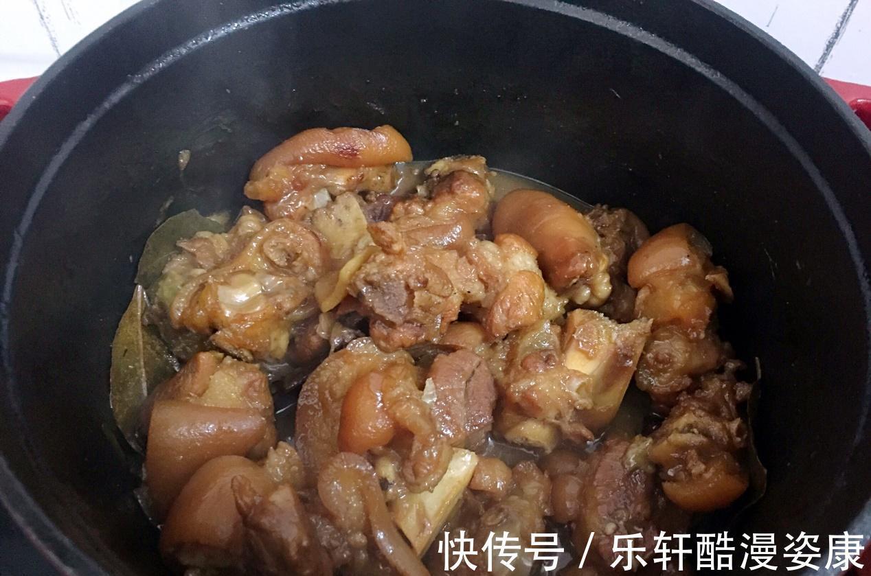 红烧猪蹄这样做，肥而不腻Q弹软糯，色香味俱全