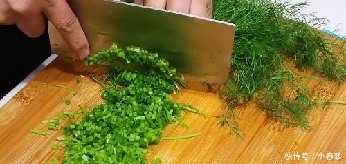 茴香别只包饺子,教你新做法,我家一周做3次,营养又解馋,真香