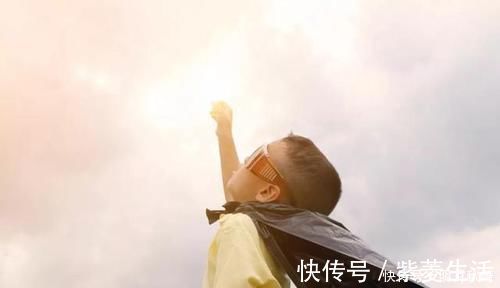 学霸|这类孩子在学校里,不会受到其他学生的欺负,班主任:原因很现实