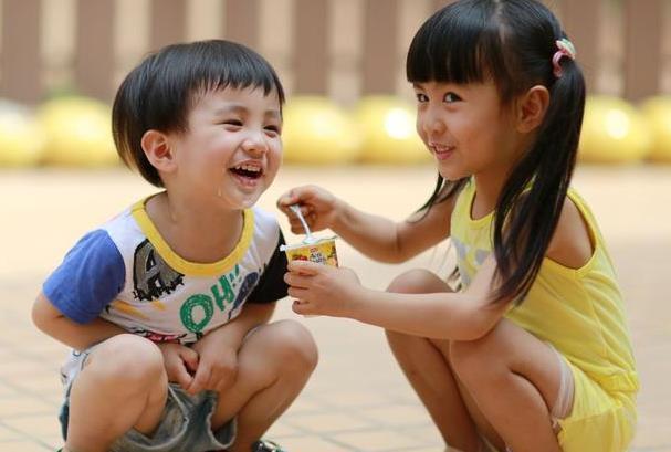 睡眠质量|到了“猛长期”,孩子身体会发出3个信号,抓住了能多长2到6厘米