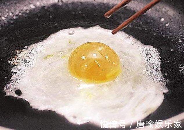 人造鸡|鸡蛋也造假?青岛小哥教你5个方法,远离人造鸡蛋