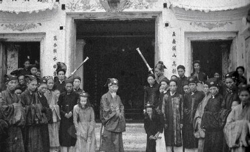 历史|他国史书中的中国,耍杂技吓得唐玄宗割地赔款,南越与唐各帝一方