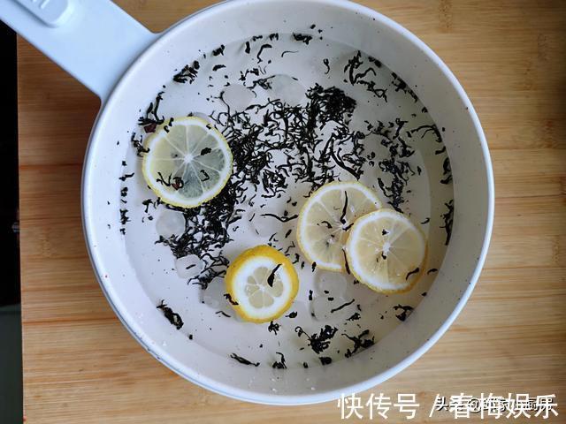 红茶|比奶茶好喝,自制清凉爽滑的柠檬红茶冻撞奶,零失败