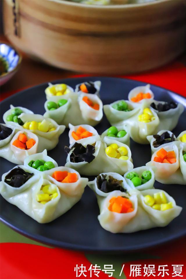 年夜饭少不了的一道点心，寓意吉祥，好吃又好看，全家都喜欢