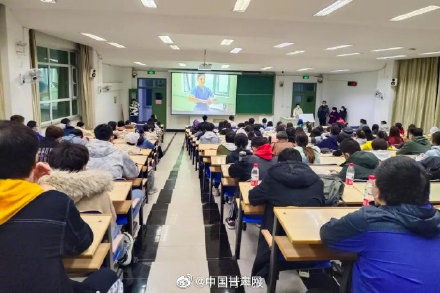 兰州大学|报名系统爆满！甘肃医学生的请战书太感人了