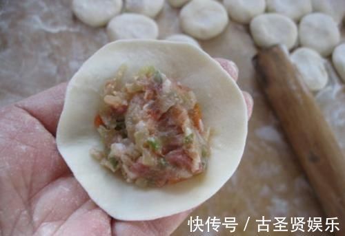 食盐|调萝卜馅，最忌放“两种”调料，有人总弄错，难怪饺子难吃有苦味
