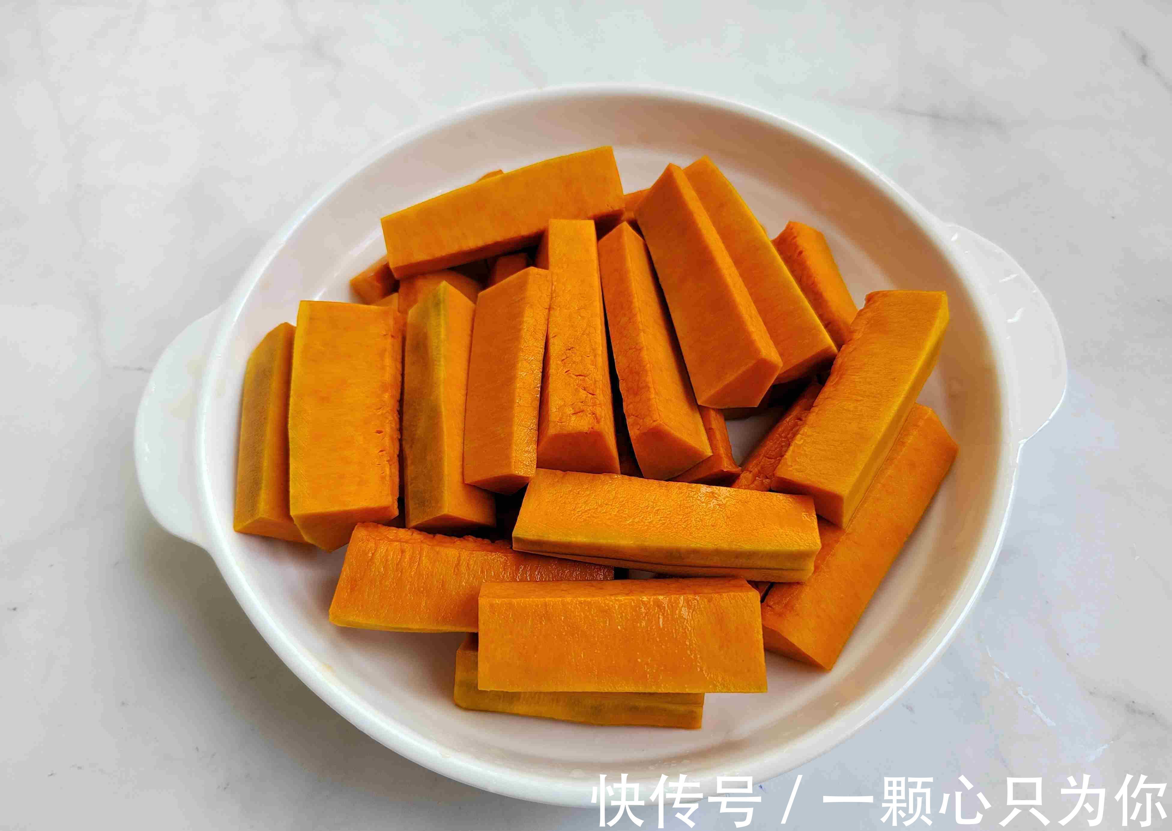 冬天|冬季进补,少吃大鱼大肉多吃此菜,5元蒸一大盘,温和又营养!