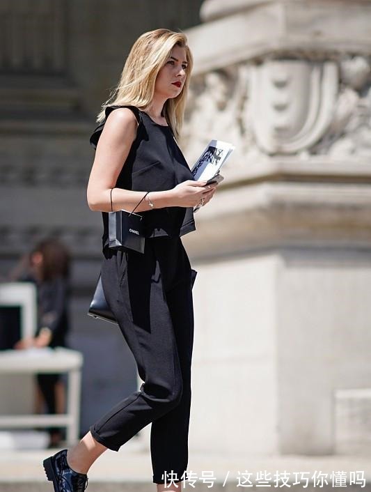 皮鞋 鞋子不用选太多,三双就够秋天穿了,百搭还时髦,很有女人味!