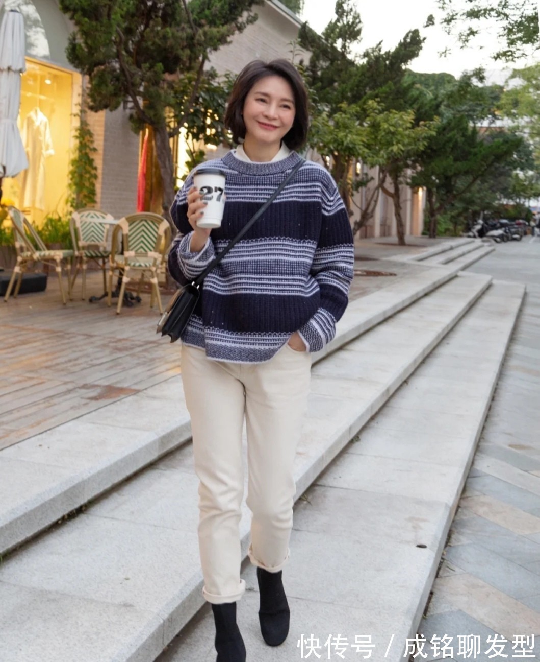 选用|五十岁的女人并不老,这几位妈妈的穿搭不仅优雅,还告别大妈感