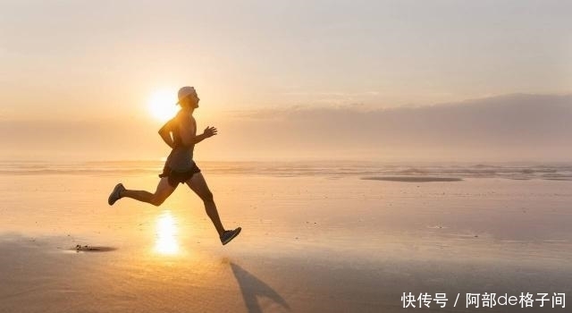 肾衰竭|尿酸高的人注意:若你的身体有这4种表现,可能是肾衰竭找来了