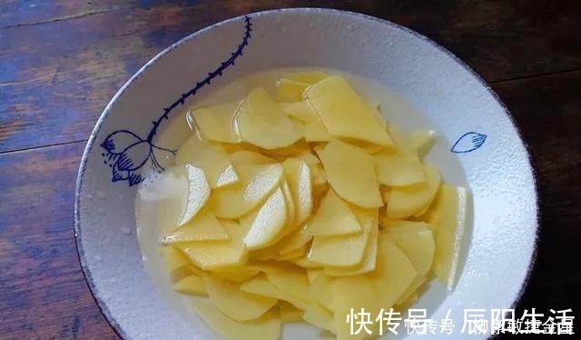 杏鲍菇|土豆和它是完美搭配，增香又增味，常做给小孩吃，提高免疫力
