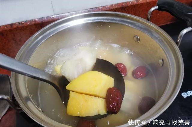 便秘最该吃的不是香蕉而是它,一天吃两个,消食助消化比吃香蕉好