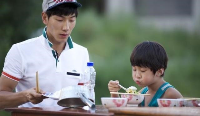 张亮苦心经营多年的“好爸爸”人设崩塌，他该何去何从