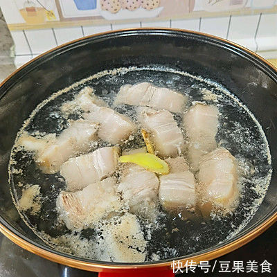 五花肉|无水无油?不炒糖色家常红烧肉