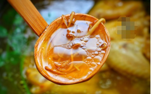 一年四季都馋这汤,隔几天准煲一次,每次都喝个精光,特别过瘾