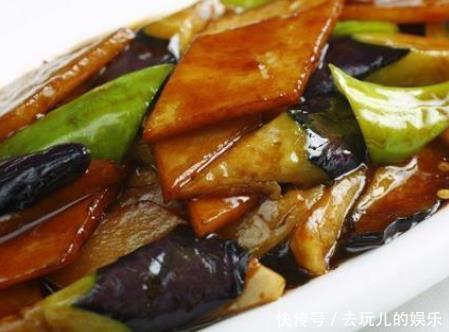 冰箱里的4样菜，常吃等于喝油，要学会忌口，保护血管健康