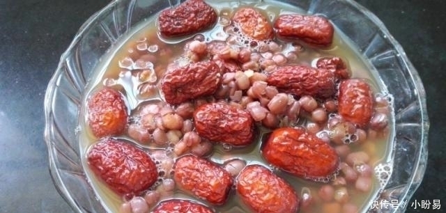 红豆|天然“黄体酮”被发现,女人常喝,淡斑抗衰,40岁仍是少女脸!