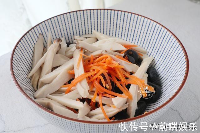 纤维素|50岁阿姨晚餐这么吃,常被认成儿子姐姐,脸蛋光滑裸妆都美