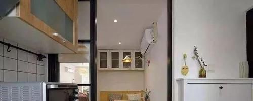 收纳|65㎡小户型客厅加隔断,超强空间利用率,素白雅致,仿佛多套房