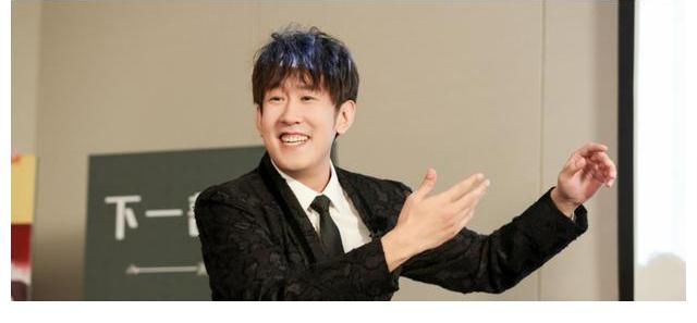 黄旭熙|“主角”竟在我身边《奔跑吧》全员“穿书”寻找“前世之旅”？