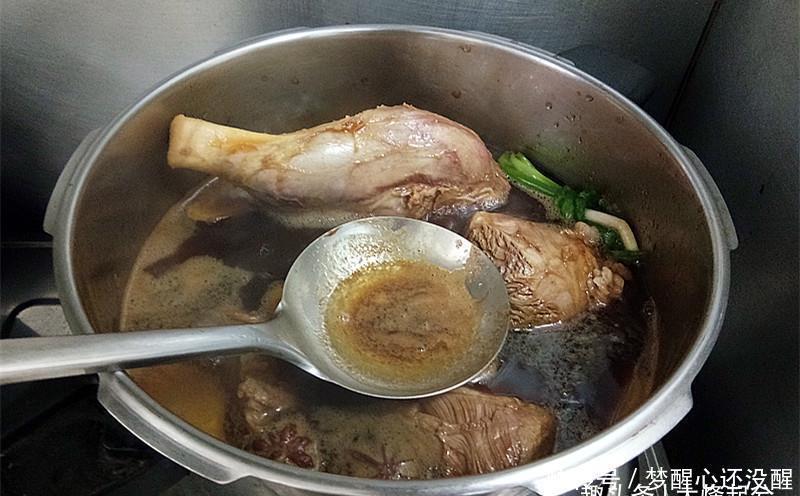 京味酱牛肉,酱香浓郁,瘦而不柴,记住几个窍门,在家也能做