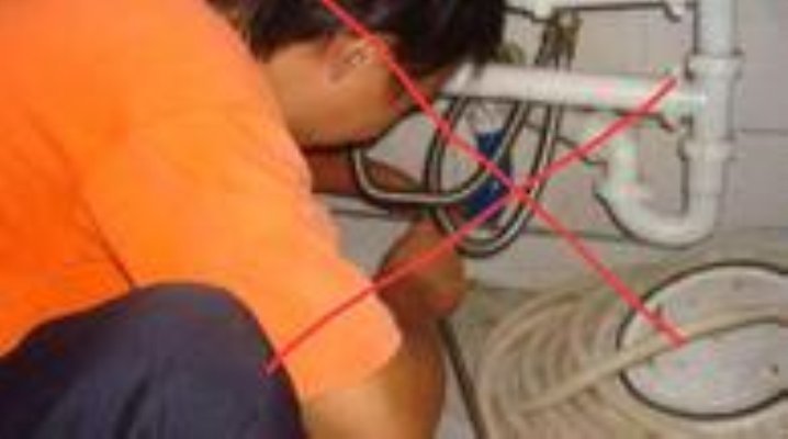 地漏|七成人下水道堵了用热水冲，错用一常见小物，一放，畅通无阻