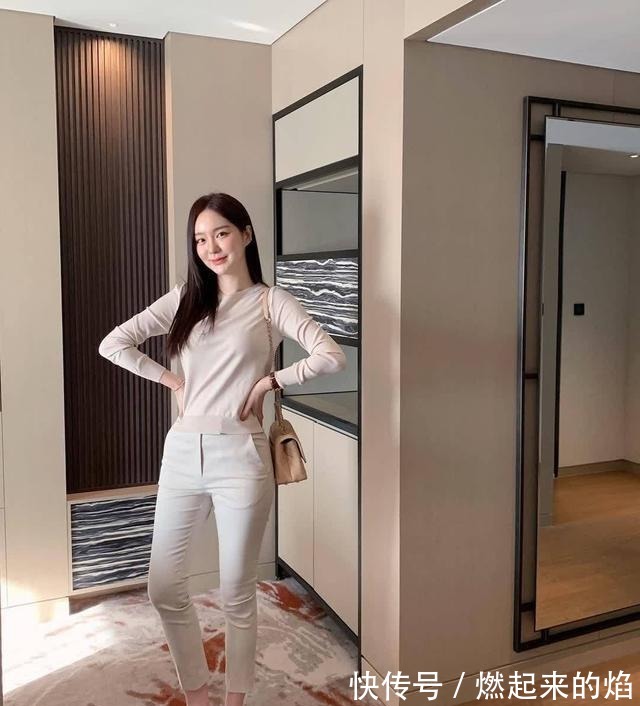 百搭|绝对不能少的一件单品~通勤百搭时尚休闲白色裤子~