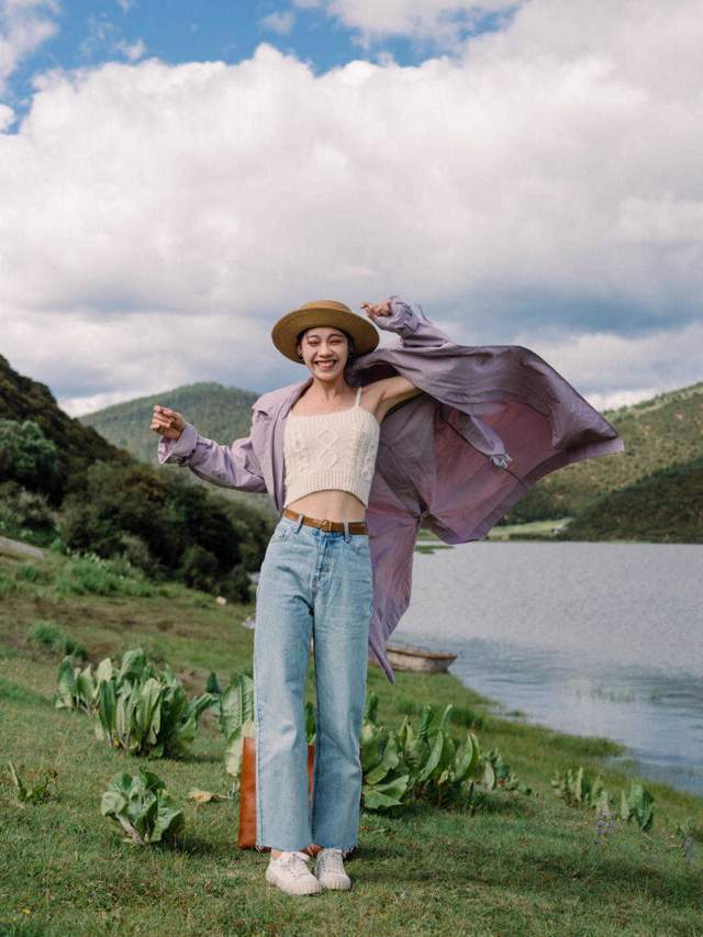 针织衫|风衣是秋天的标配,搭配牛仔裤气质绝了,年轻活力又高级大气