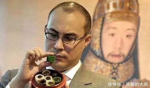  制成的扳指|玉扳指的前世今生，为何它最能体现男人的身份和地位？