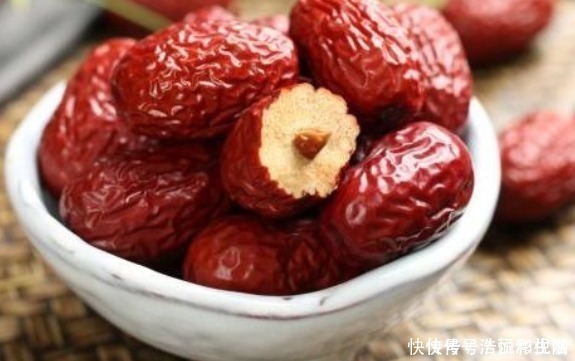 枸杞|红枣配“一宝”,大肚腩消了,失眠治好了,养出好气色,年轻不老