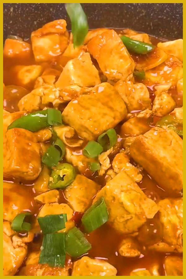 二娃|1块豆腐2个鸡蛋拌一拌,炖一锅都不够家人吃,快来学习吧