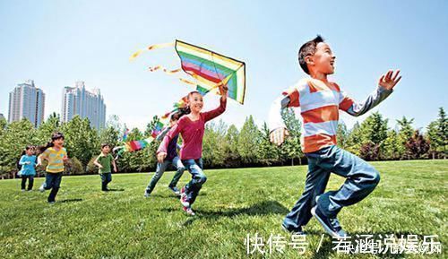 紧身衣|入秋后孩子身高进入猛长期,家长做好四件事,孩子长高不用愁