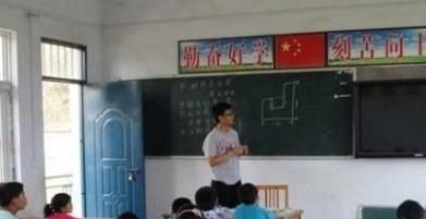 名字|熊孩子被老师罚写名字100遍,孩子面不改色,同学先看看他叫啥