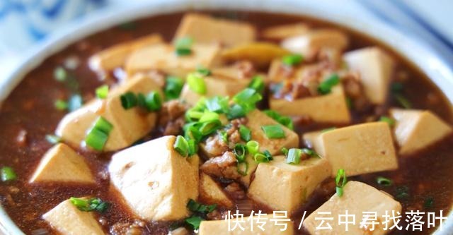 一款让你百吃不腻的菜品,口感一流,汤汁更下饭,让你越吃越馋!