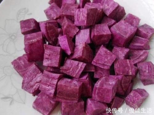 鹅蛋|女人怀孕后,4种“零食”尽量吃,婴儿出生后或像洋娃娃一样漂亮