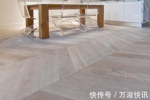 打滑|铺木地板好还是瓷砖好老师傅给出5个理由,让人不选它都难